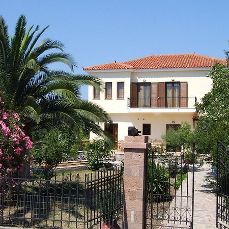 Nadia Apartments Molyvos Buitenkant foto