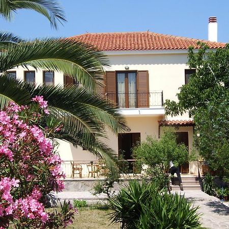 Nadia Apartments Molyvos Buitenkant foto