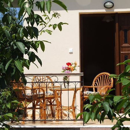 Nadia Apartments Molyvos Buitenkant foto