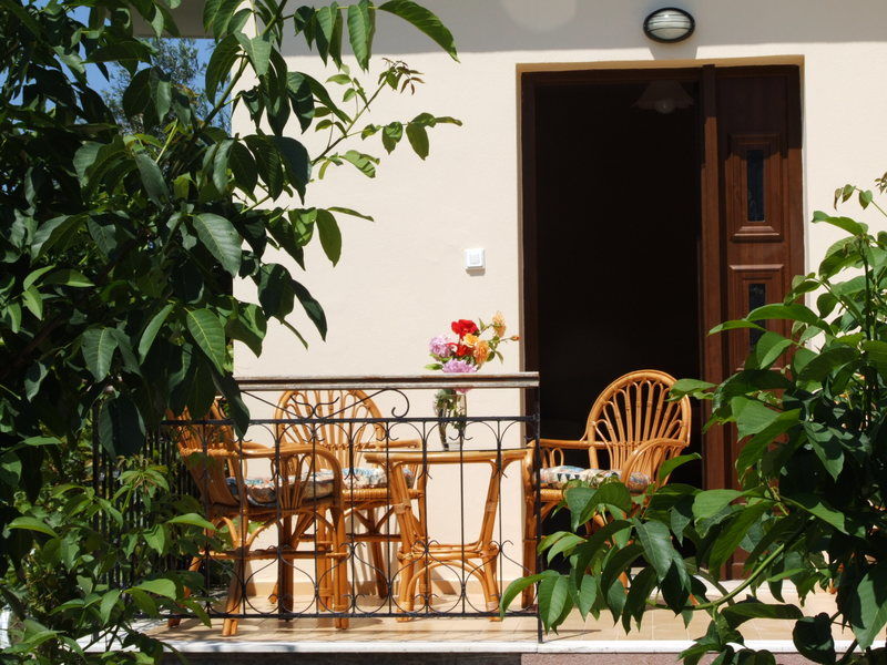 Nadia Apartments Molyvos Buitenkant foto